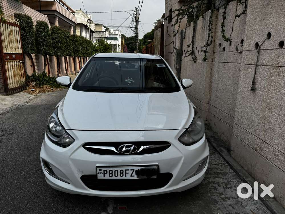 Hyundai Fluidic Verna 1.6 Vtvt Sx, 2014, Petrol