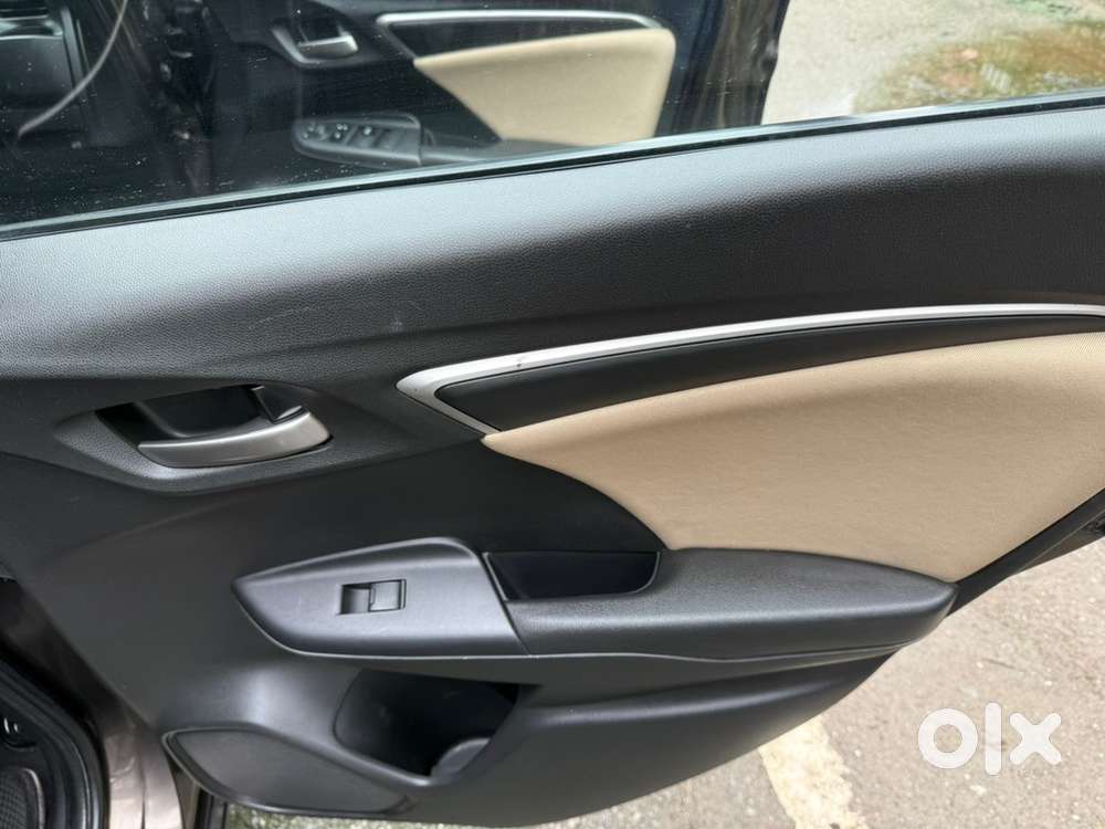 Honda Jazz 1.2 Zx 2020 Bs6 First Owner Both Key For Sale