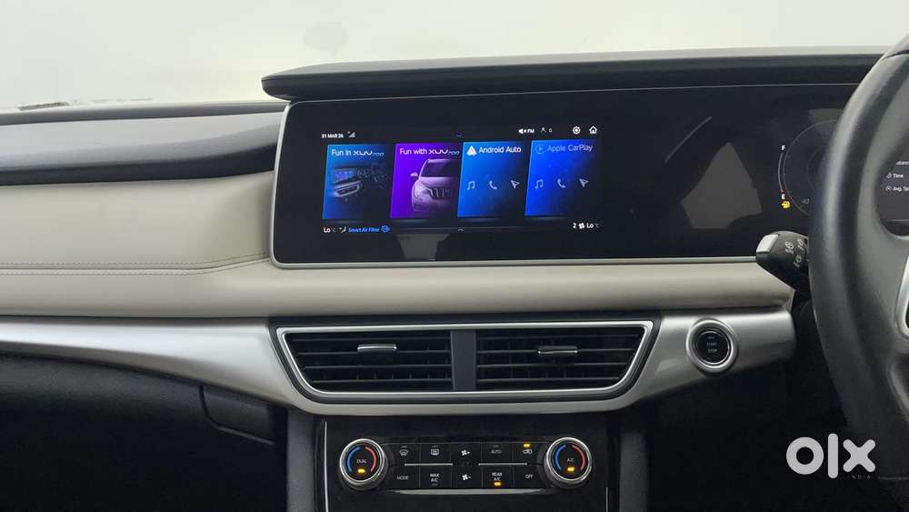 Mahindra Xuv700 2.0 Ax 7 Petrol At Str, 2022, Petrol