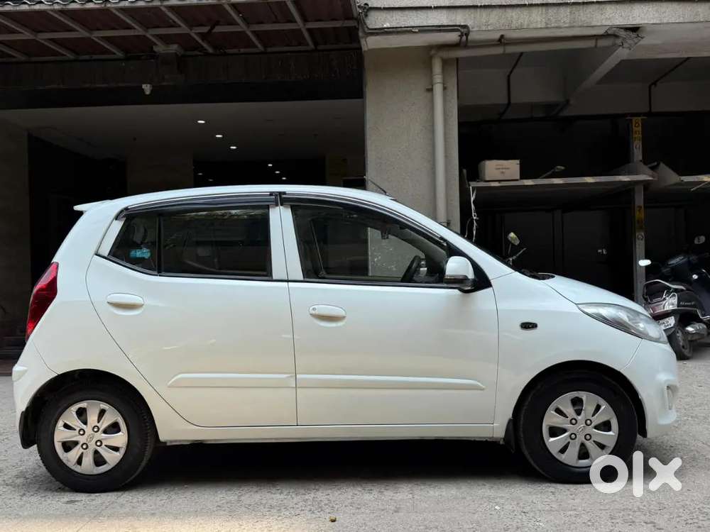 Hyundai I10 2011 Petrol 70000 Km Driven