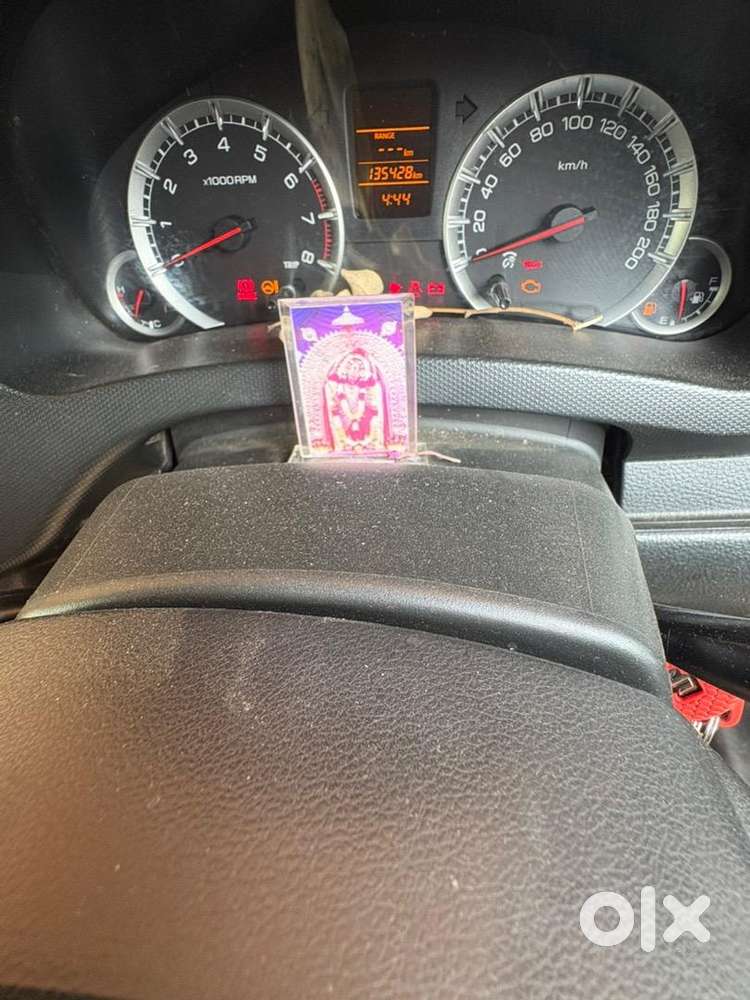 Maruti Suzuki Swift 2016 Petrol 135000 Km Driven