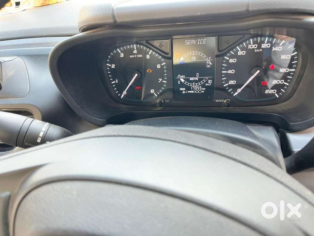 Tata Altroz 2021 Petrol 17000 Km Driven