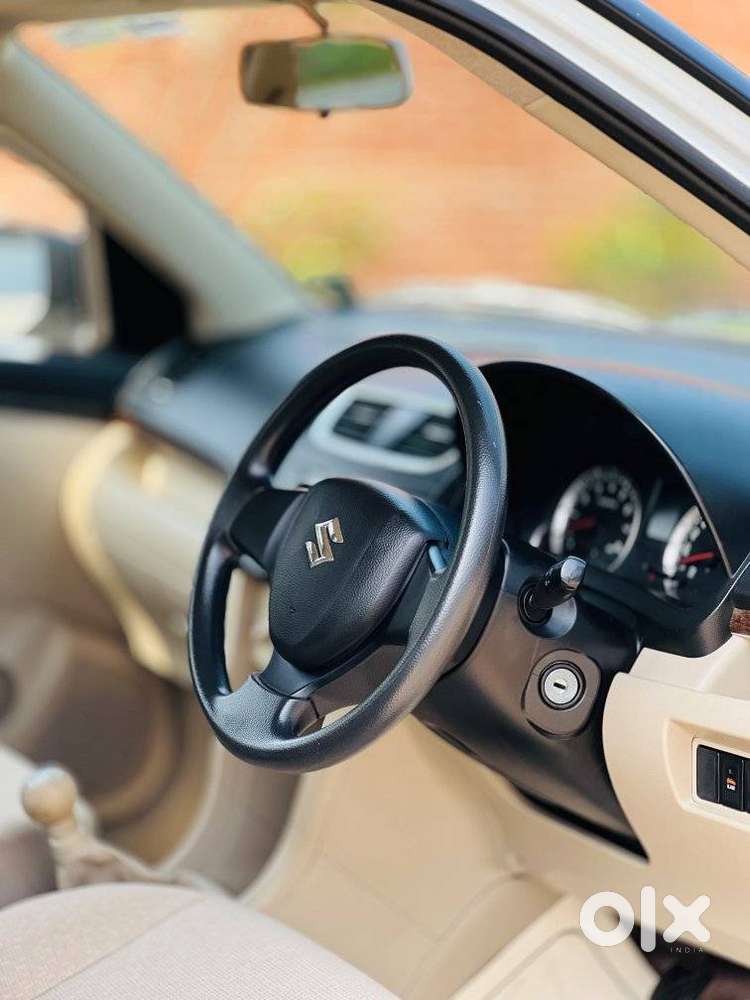 Maruti Suzuki Dzire 1.2 Vxi, 2016, Petrol
