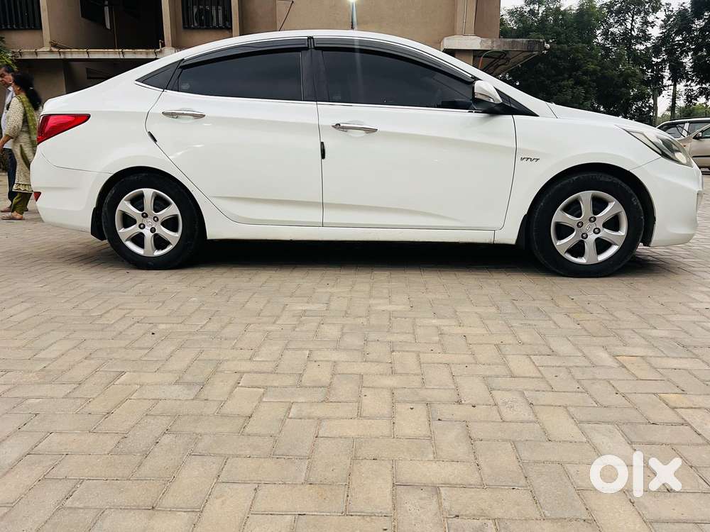 Hyundai Verna 1.6 Vtvt Sx, 2013, Cng & Hybrids