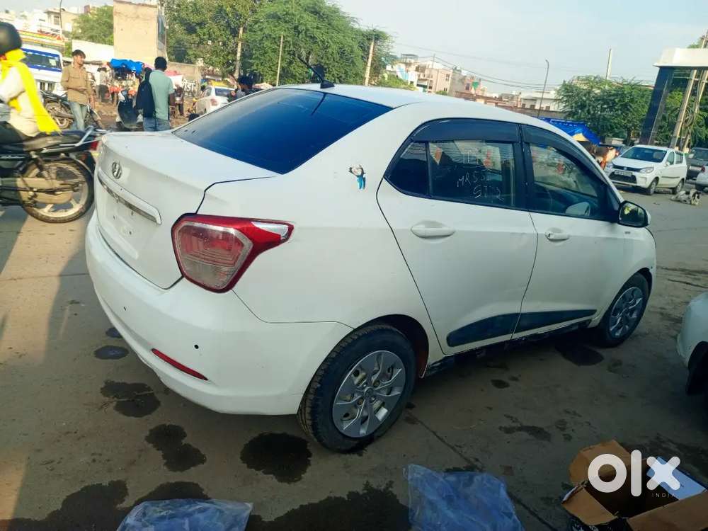 Hyundai Xcent 2016 Model