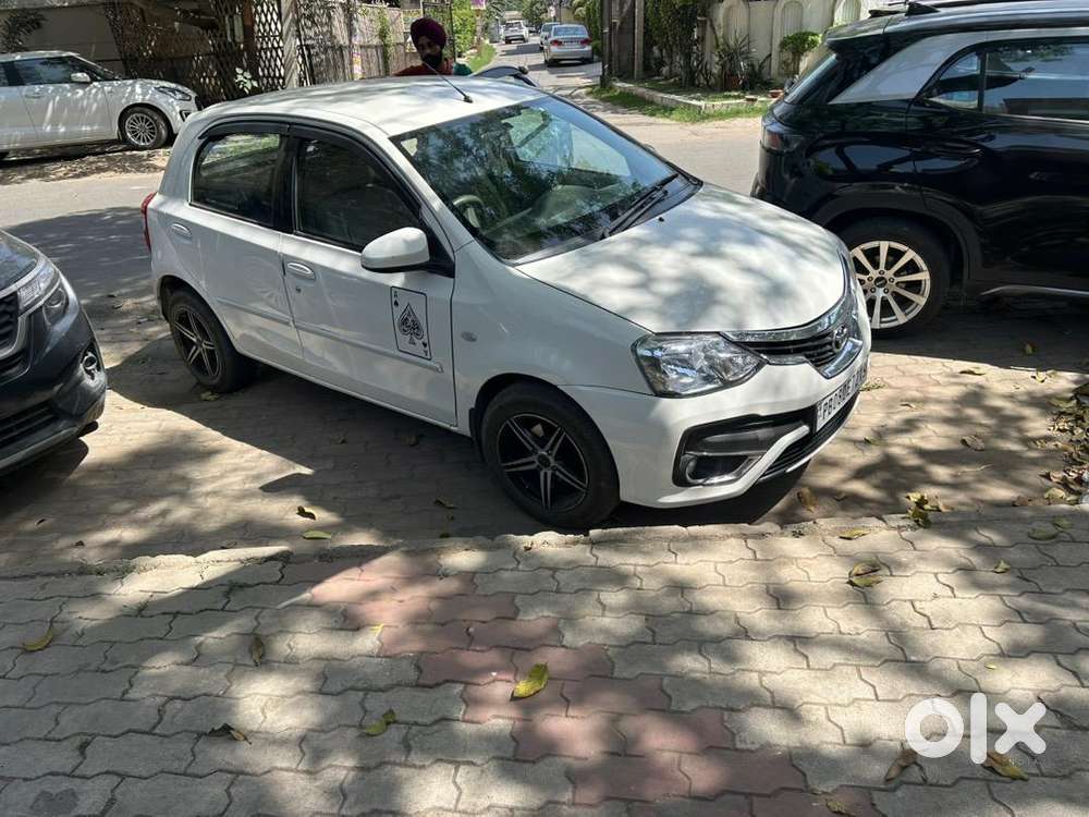 Toyota Etios Liva 2015 Diesel Well Maintained