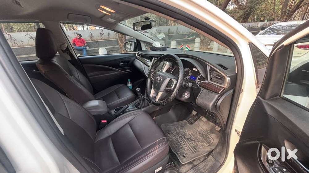 Toyota Innova Crysta 2025 Diesel