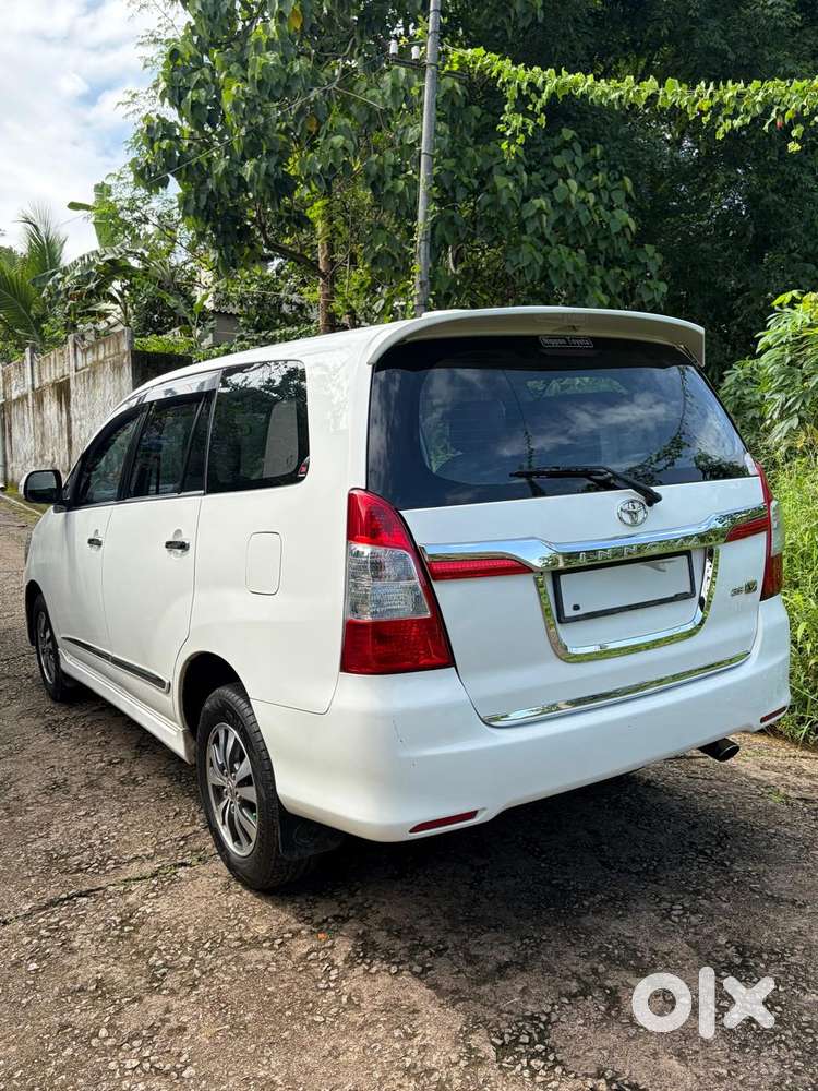 Toyota Innova 2.5 V 7 Str, 2015, Diesel