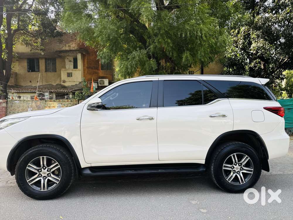 Toyota Fortuner 2.7 2wd At, 2019, Petrol