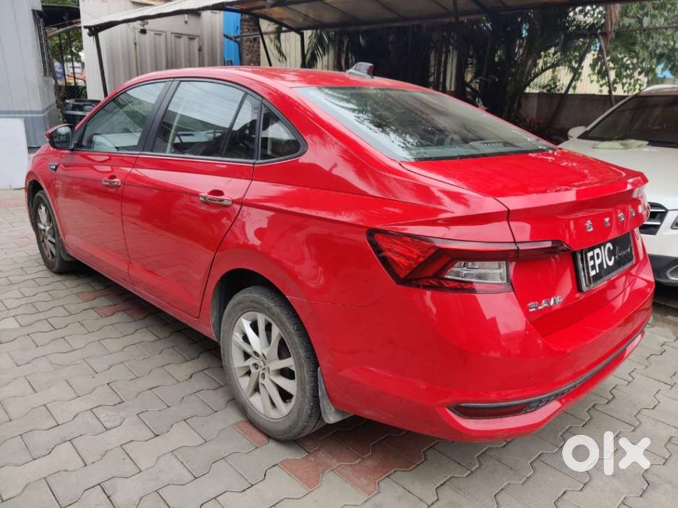 Skoda Slavia Ambition 1.0l Tsi At, 2022, Petrol