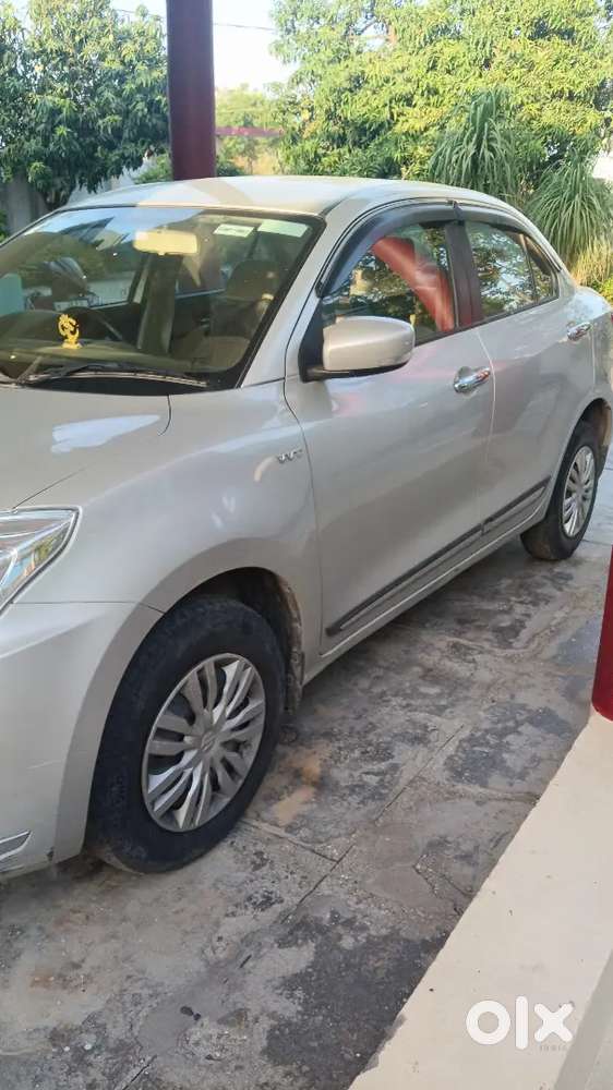 Maruti Suzuki Dzire 1919 Petrol 39500 Km Driven