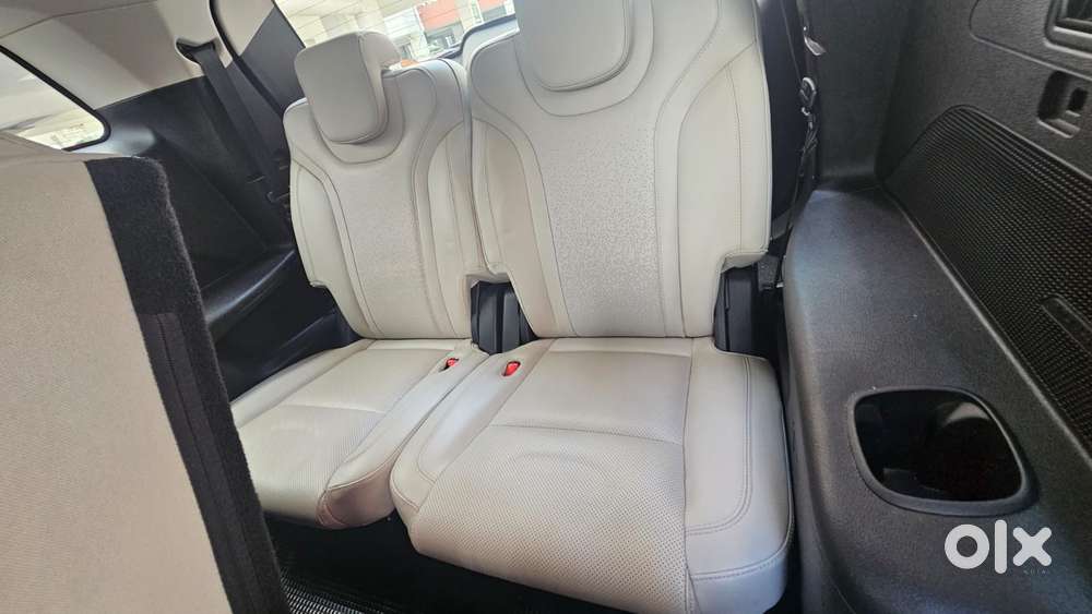 Mahindra Xuv700 2.2 Ax 7 Diesel At Luxury Pack Str, 2023, Diesel