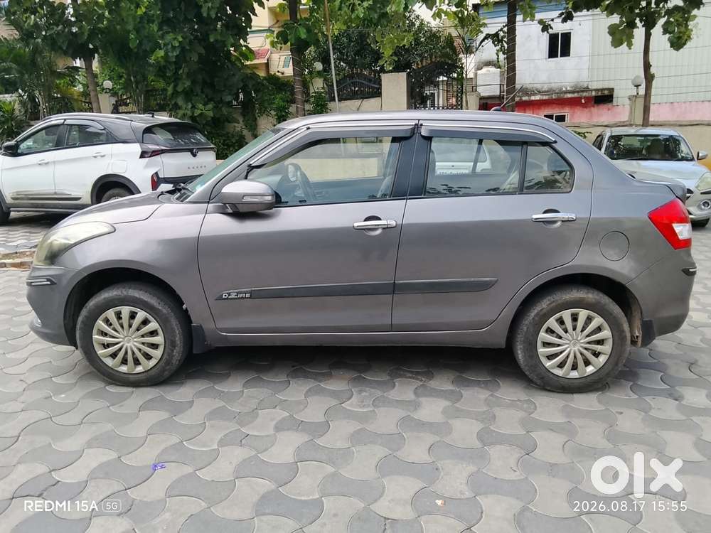 Maruti Suzuki Swift Dzire Vxi, 2012, Petrol
