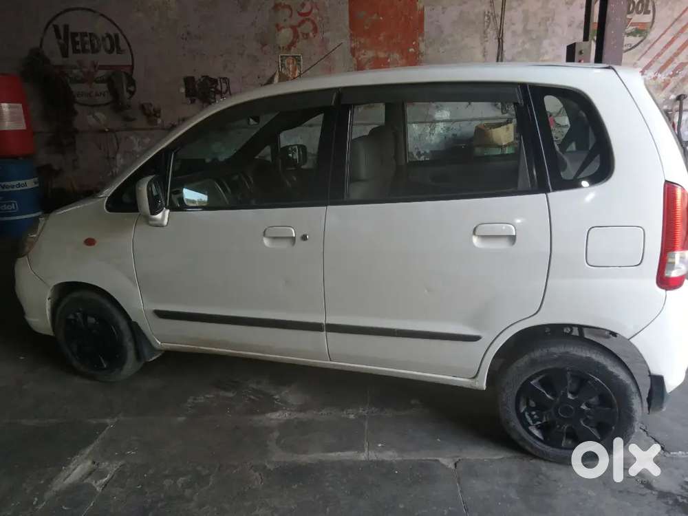 Maruti Suzuki Zen Estilo 2010 Petrol Good Condition