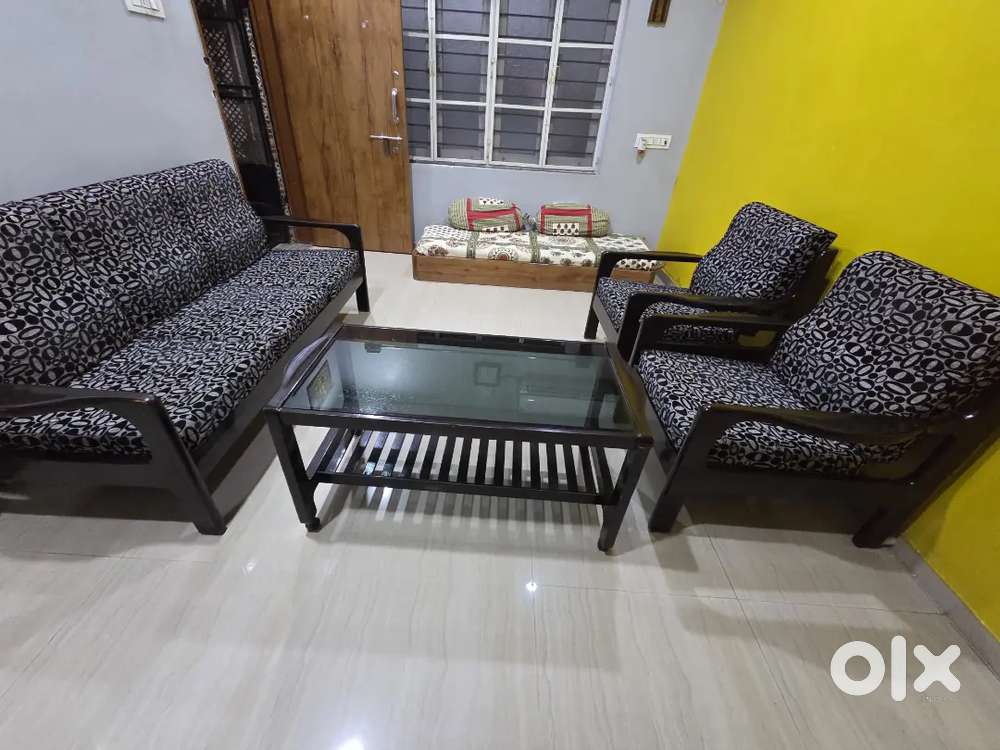 Sofa set 5 seater