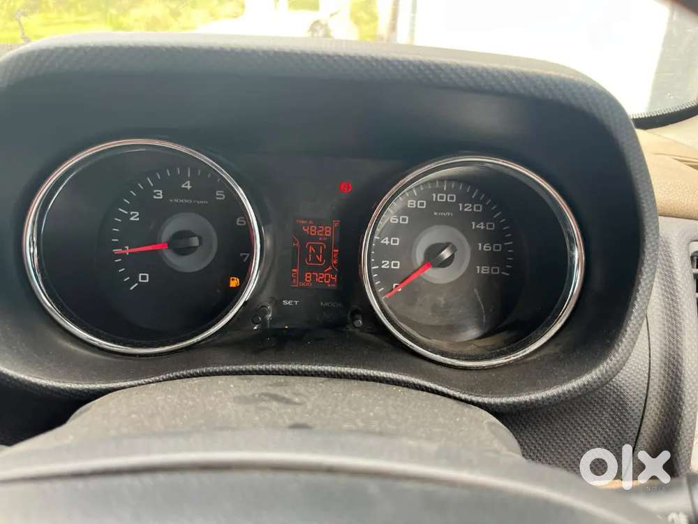 Mahindra Tuv 300 2017 Diesel Well Maintained