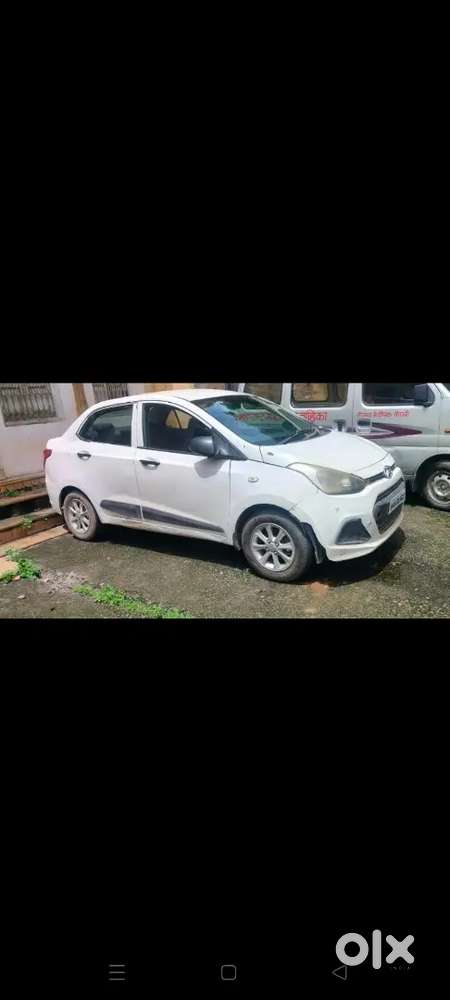 Hyundai Xcent 2016 Petrol 75000 Km Driven