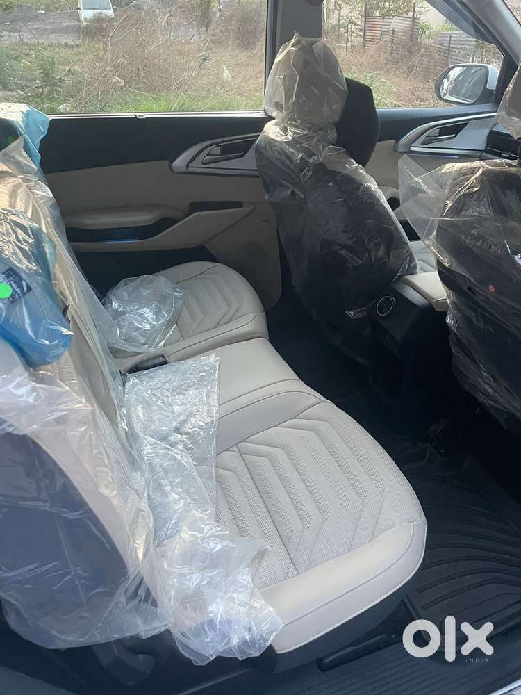Kia Carnival Prestige, 2024, Diesel