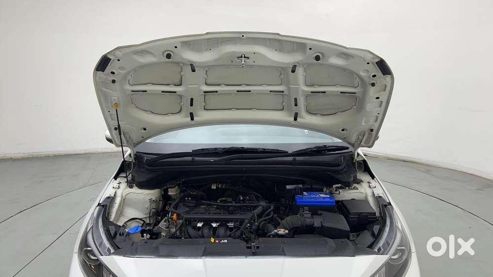 Hyundai I20 Asta (o) 1.2 Ivt, 2023, Petrol