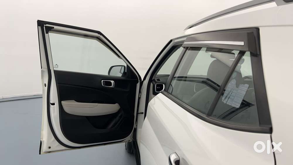 Hyundai Venue 1.0 Sx (o) Turbo Dct, 2022, Petrol