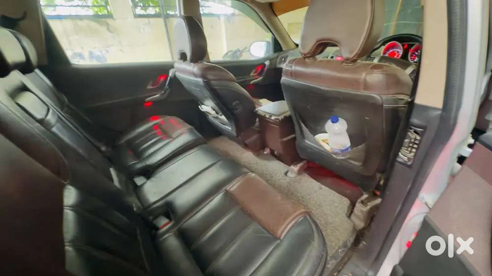 Mahindra Xuv500 W8
