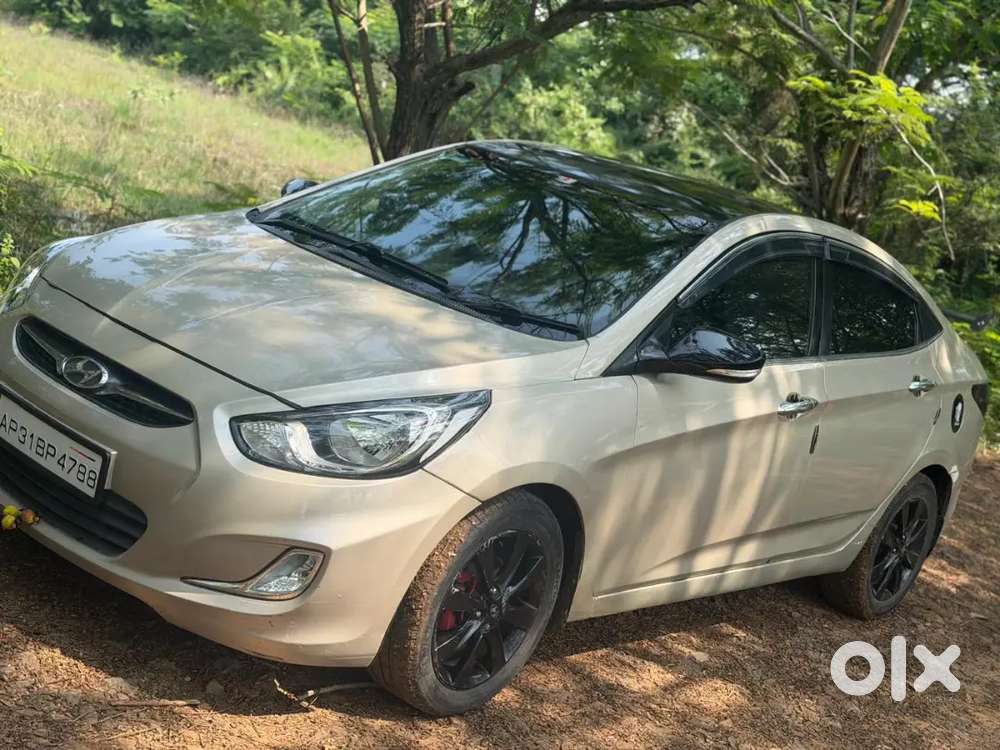 Hyundai Verna Fluidic 2011
