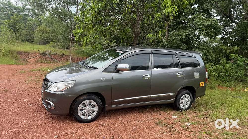 Toyota Innova Diesel 2012