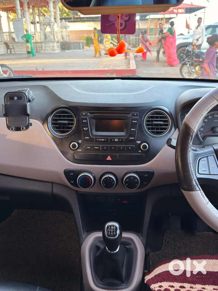 Hyundai I10 Sportz 2016 Year