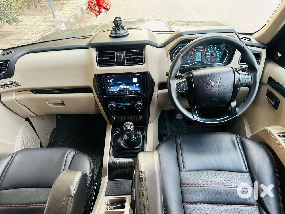 Mahindra Scorpio Classic 2.2 S 11 Mt 7 Str, 2024, Electric