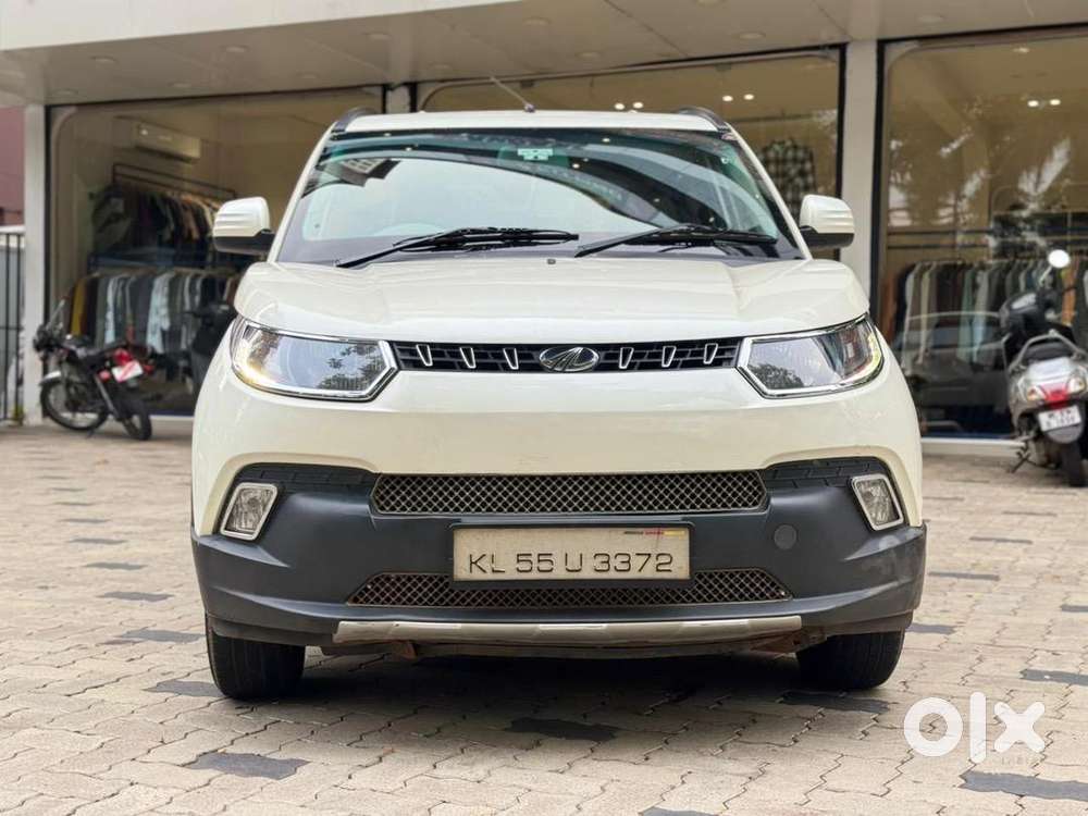 Mahindra Kuv 100 2016 Petrol 74000 Km Driven