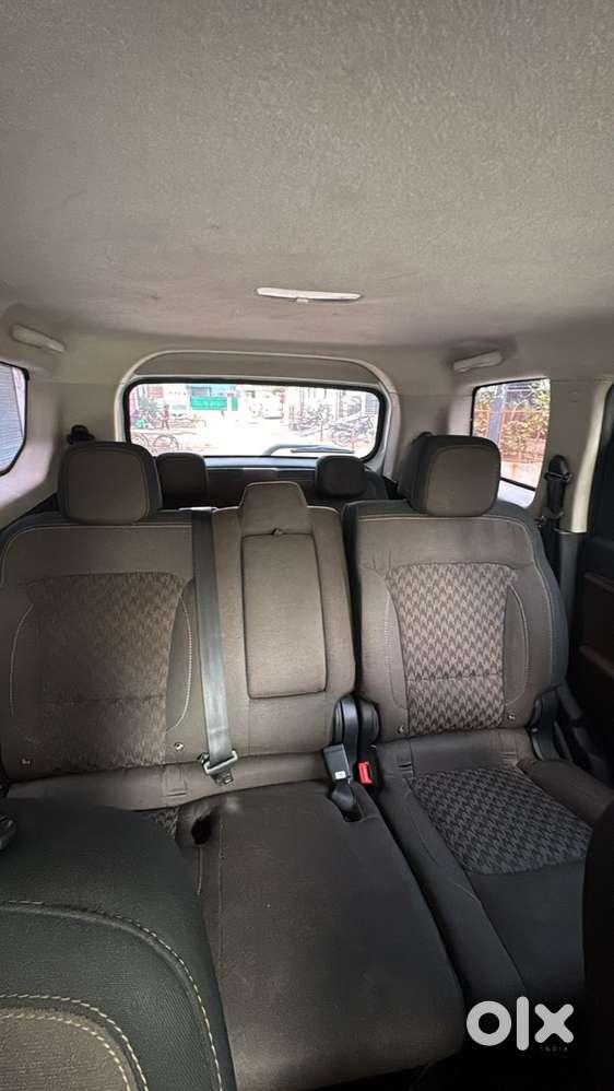 Mahindra Scorpio-n Petrol 2025
