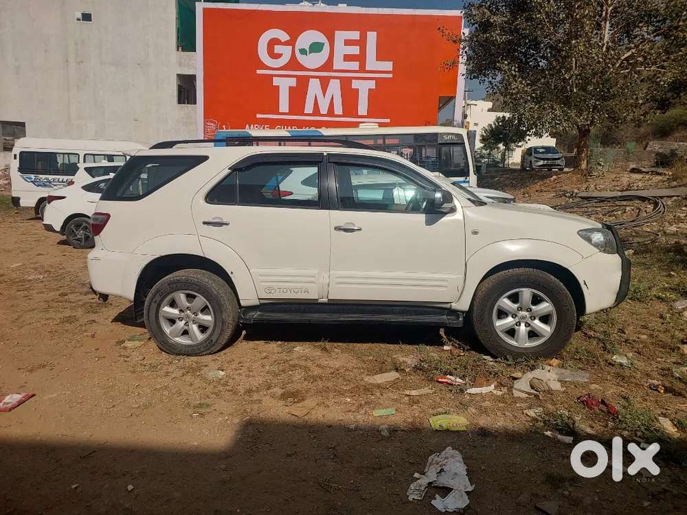Toyota Fortuner 2010 Diesel Well Maintained