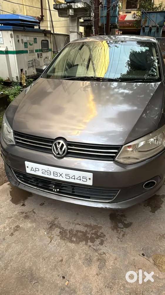 Volkswagen Vento 1.6 Highline