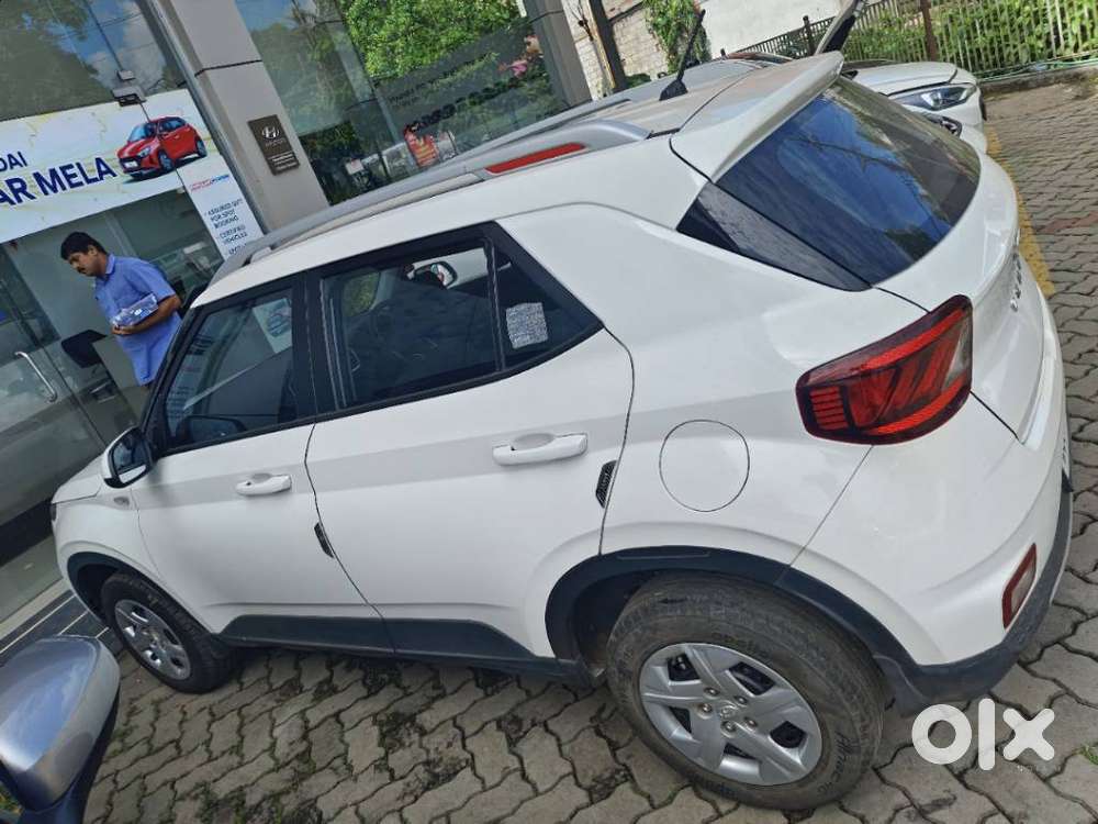Hyundai Venue S Diesel, 2021, Diesel