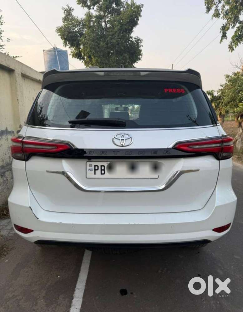 Toyota Fortuner Leader Edition (at), 2026, Diesel