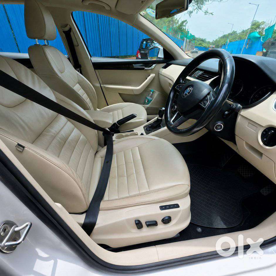 Skoda Octavia Style Plus 1.8 Tsi At, 2016, Petrol