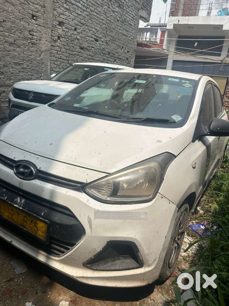 Hyundai Xcent Petrol 2015