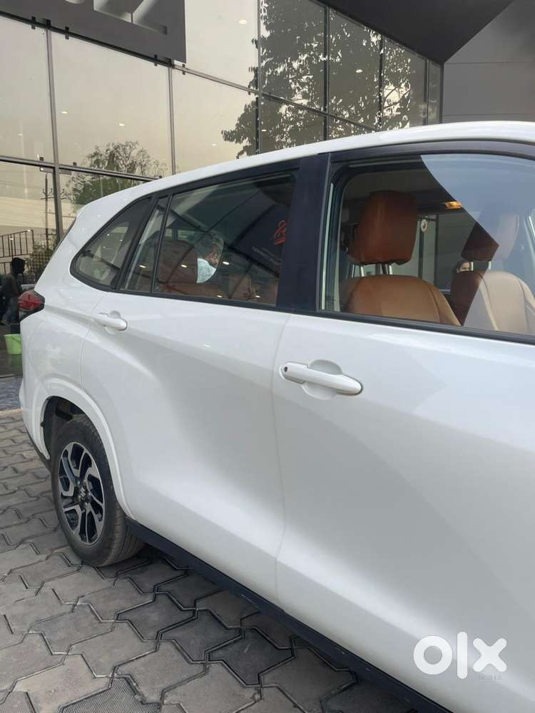 Maruti Suzuki Invicto Zeta Plus 7str, 2025, Petrol