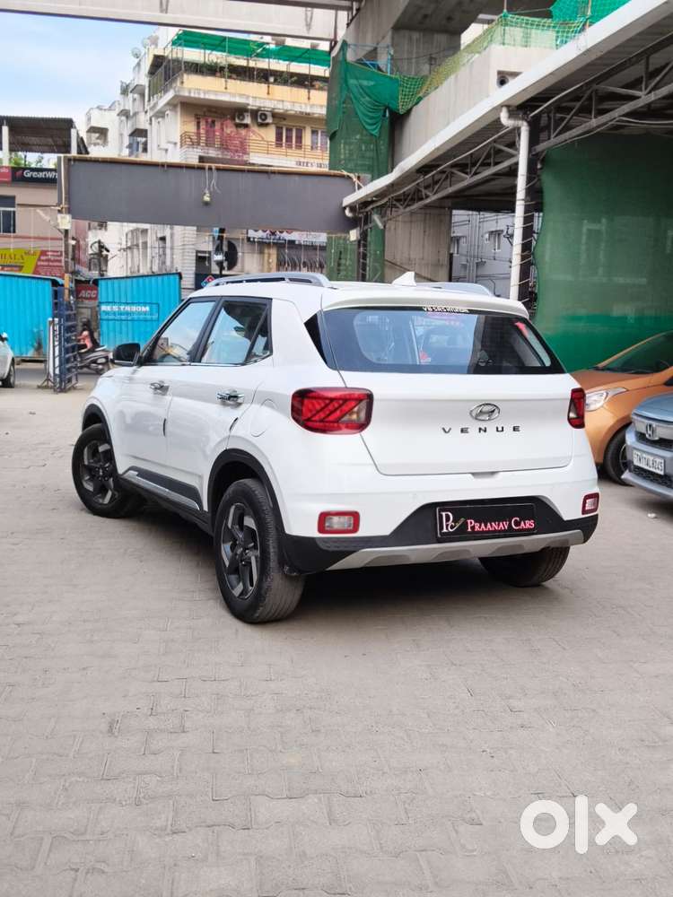 Hyundai Venue Sx Mt, 2022, Diesel