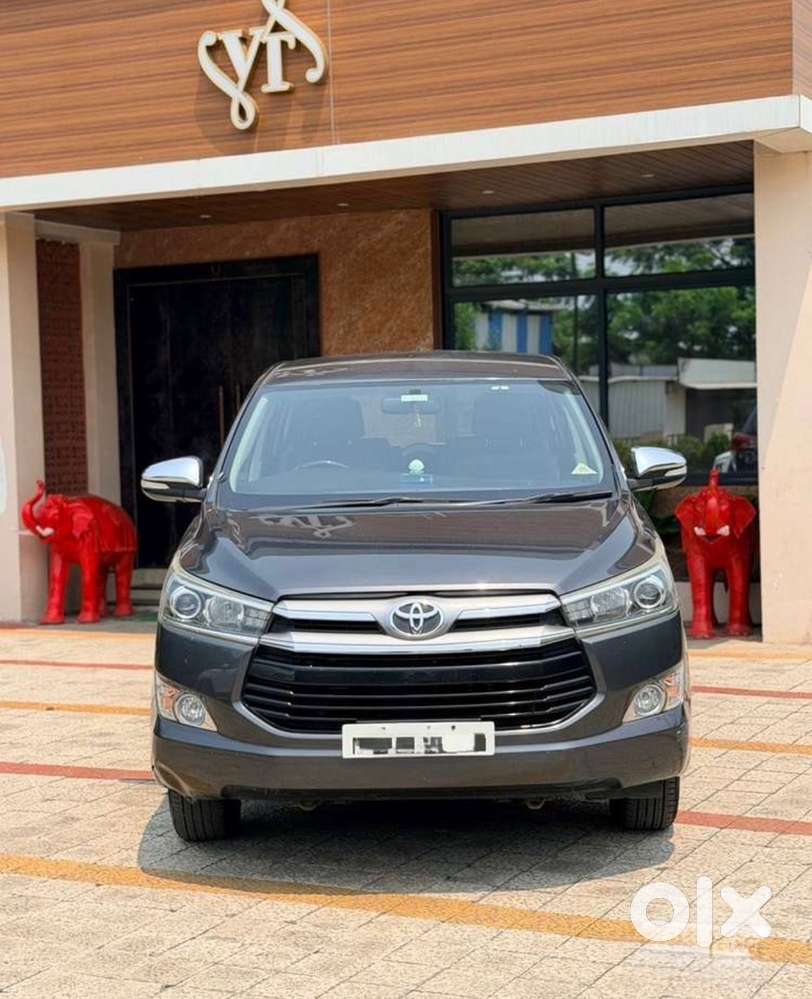 Toyota Innova Crysta 2017 2.7 Petrol
