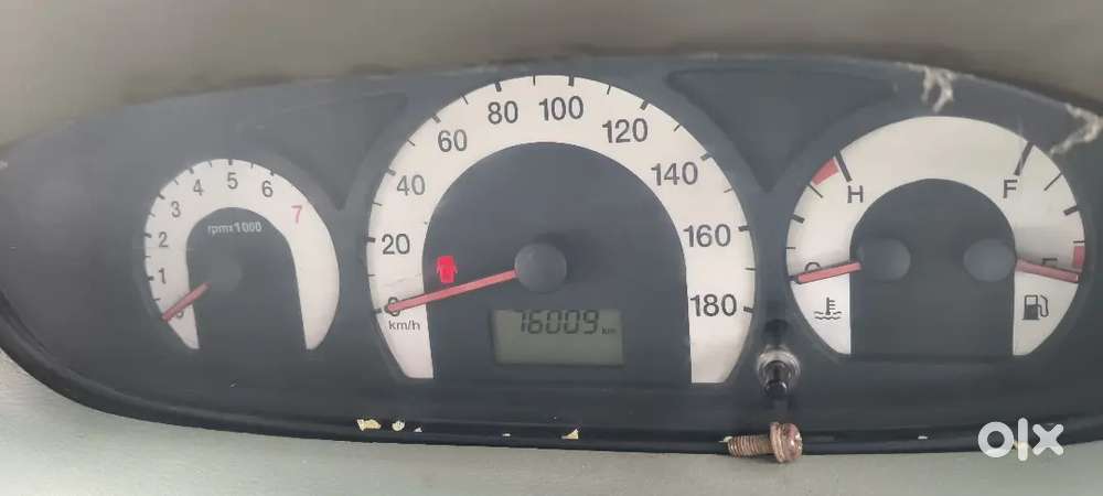 Mahindra Quanto 1.5 C8 2013