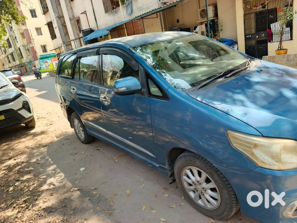 Toyota Innova 2.5 Z Diesel 7 Seater, 2014, Diesel