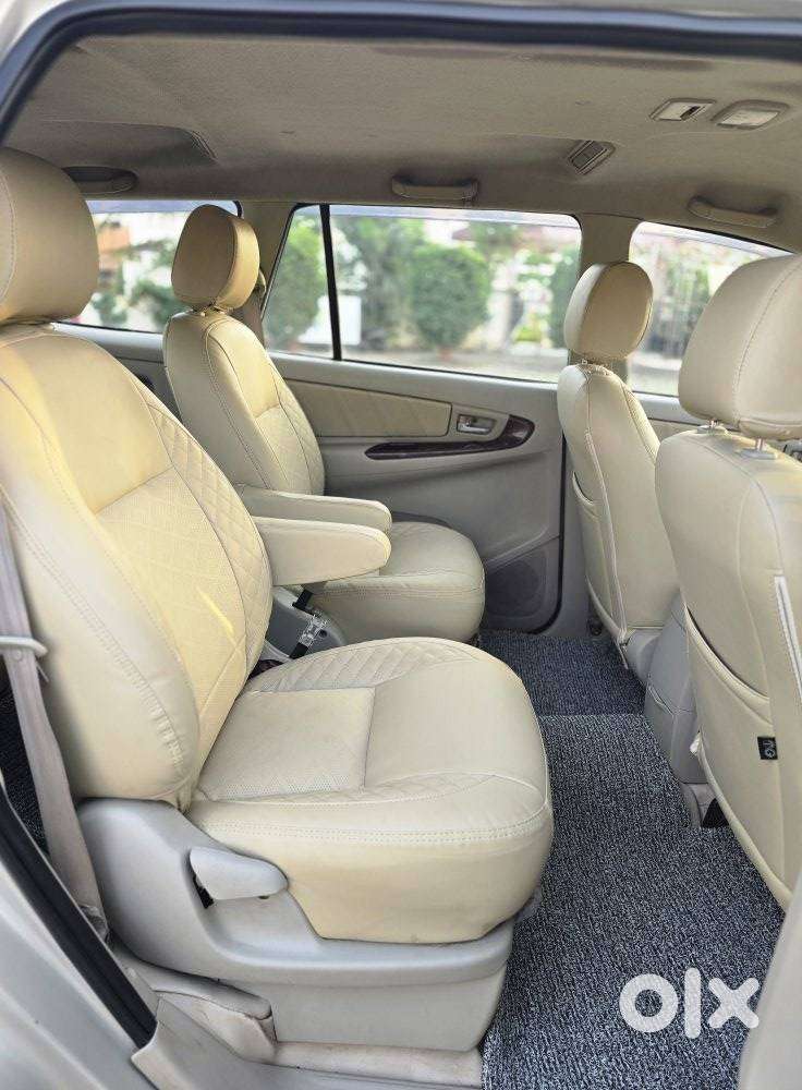 Toyota Innova 2.5 Vx 7 Str, 2014, Diesel