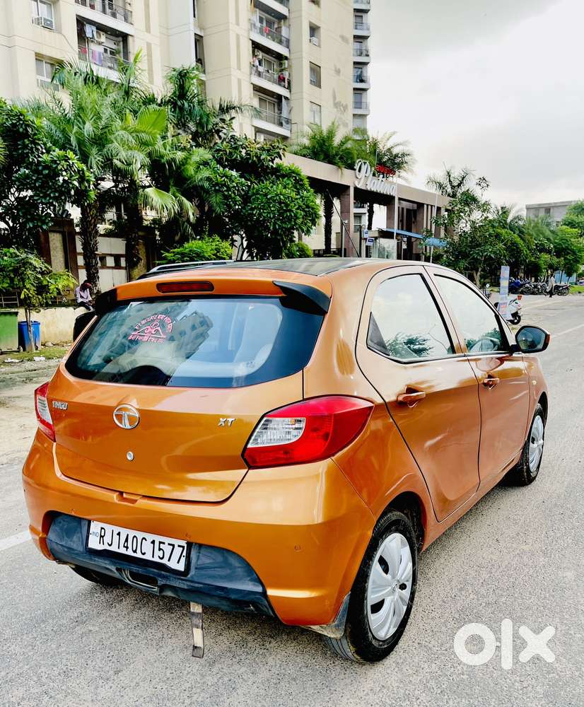 Tata Tiago 1.2 Revotron Xt (o), 2016, Petrol