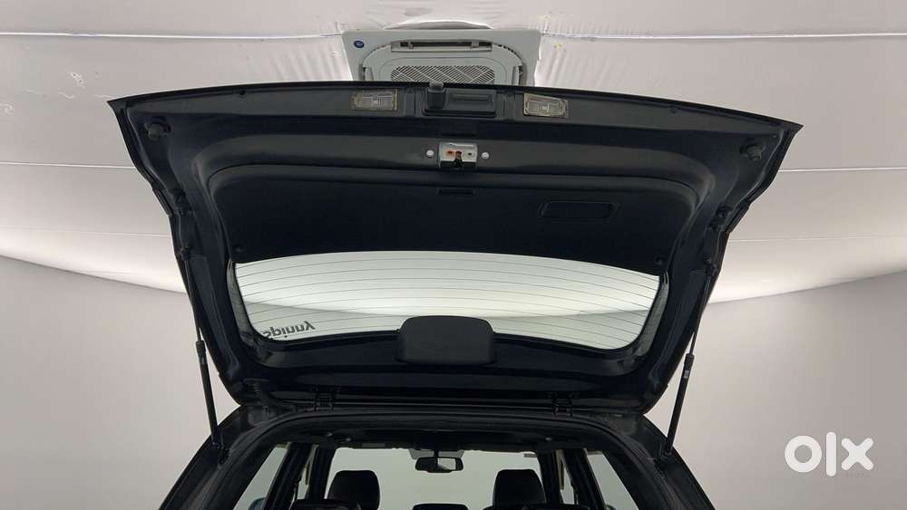 Hyundai Venue Sx Knight Edition Mt, 2023, Petrol