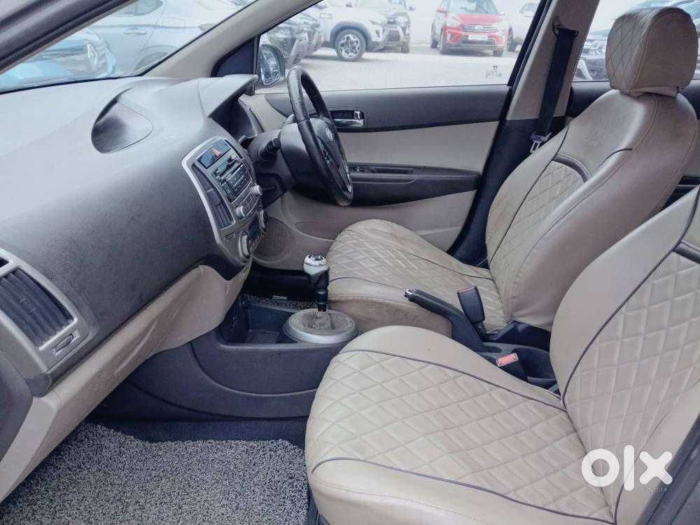 Hyundai I20 Sportz 1.4 Crdi 6 Speed Bs-iv, 2012, Diesel
