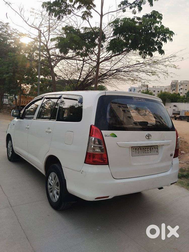 Toyota Innova 2.5 G (diesel) 7 Seater, 2015
