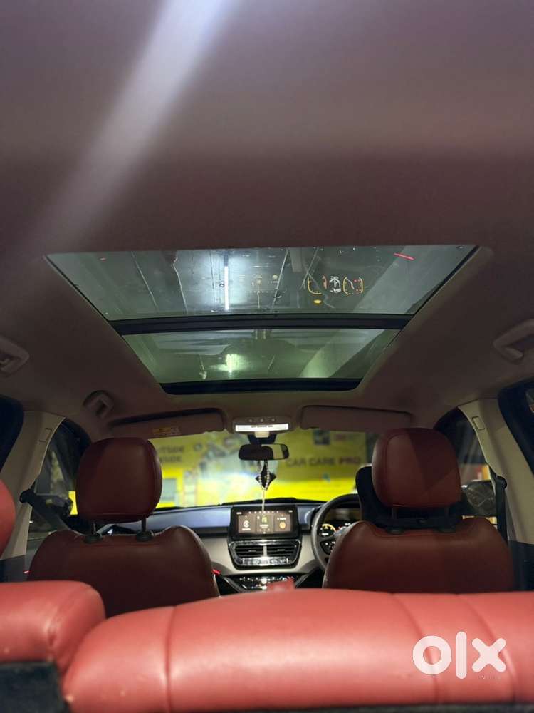 Tata Safari Xta+ Dark Edition – 2023 Model