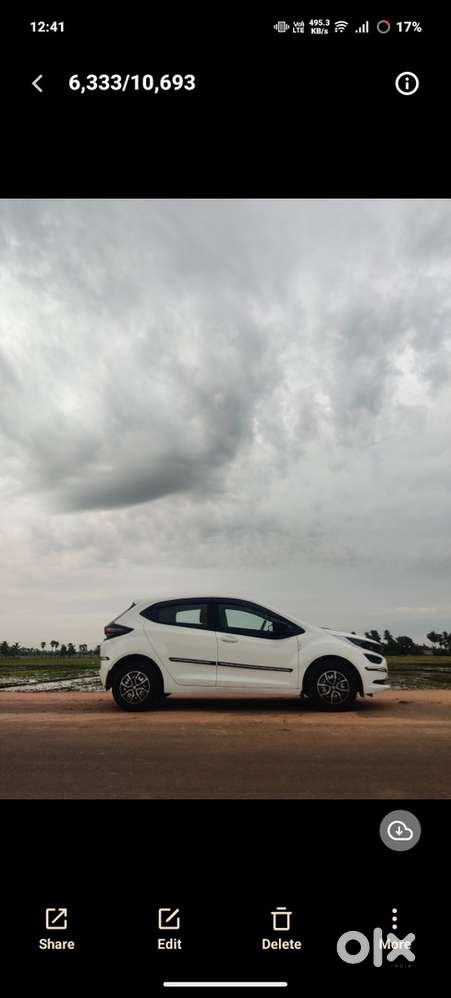 Tata Altroz Petrol 2017
