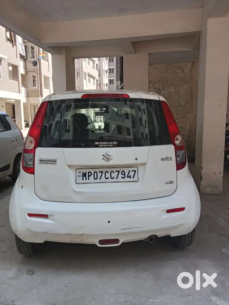 Gadi Bechna Hai